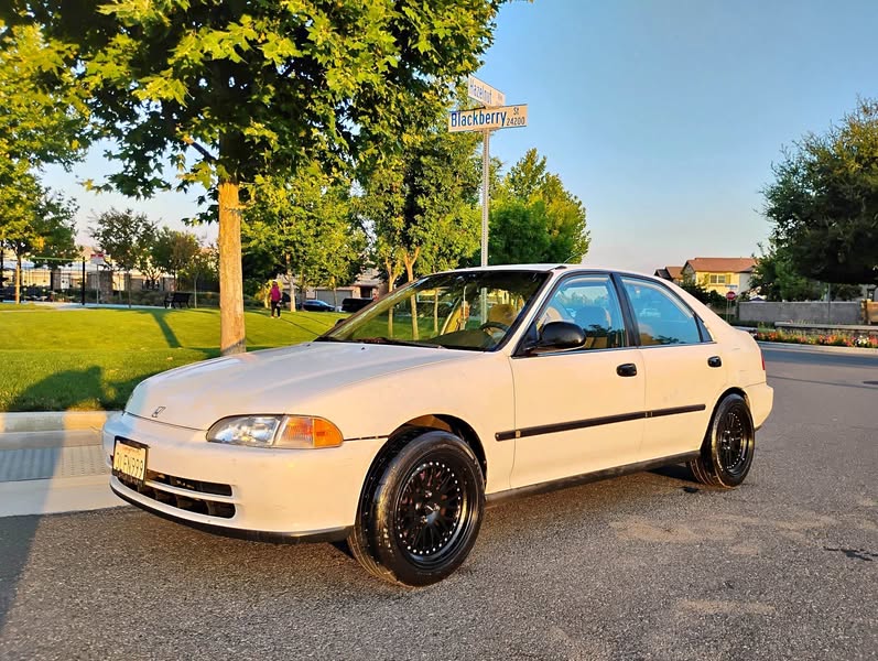 1995 Honda Civic - DX Sedan 4D