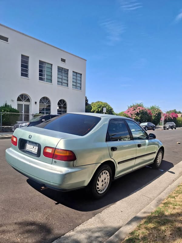 1993 Honda Civic - LX Sedan 4D
