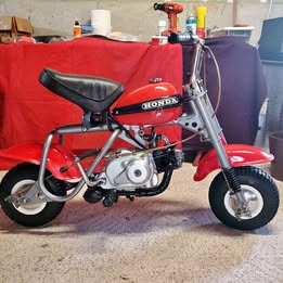 Vintage 1970 Honda QA50.