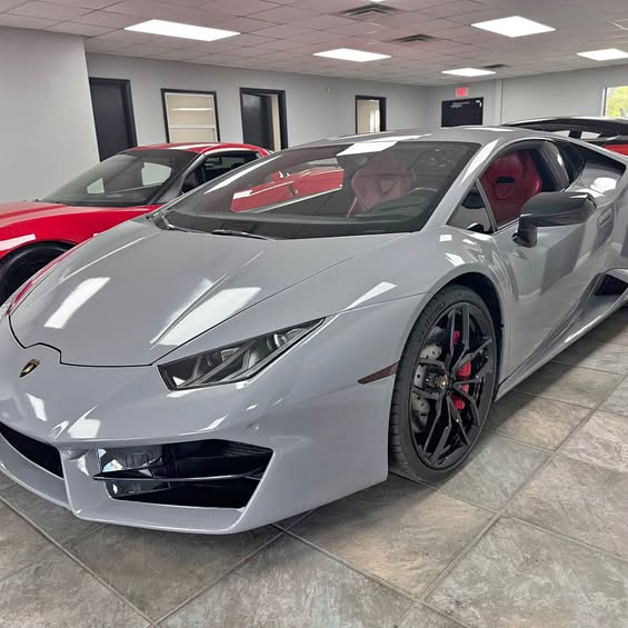 2017 Lamborghini Huracan twin turbo