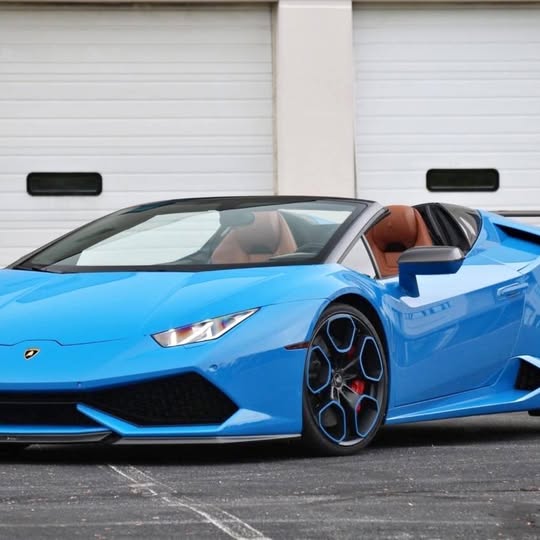 2016 Lamborghini Huracan - LP 610-4 Spyder Convertible 2D