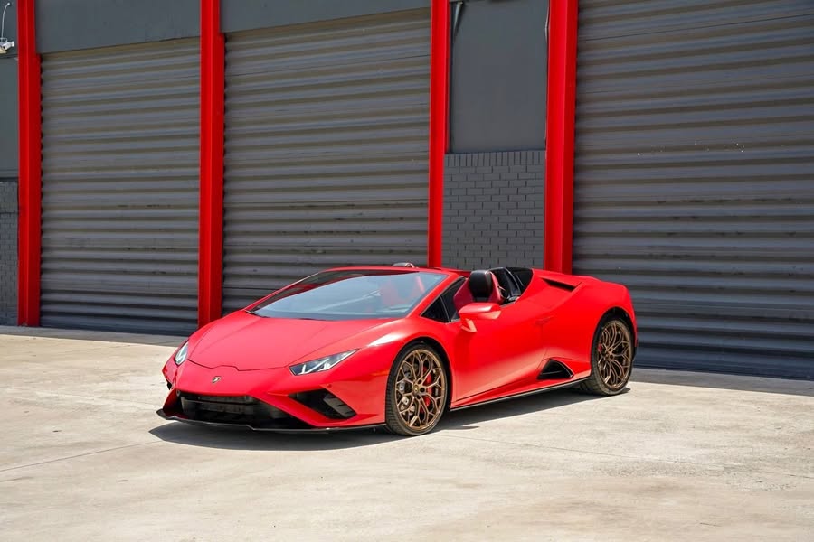 2022 Lamborghini Huracan EVO RWD
