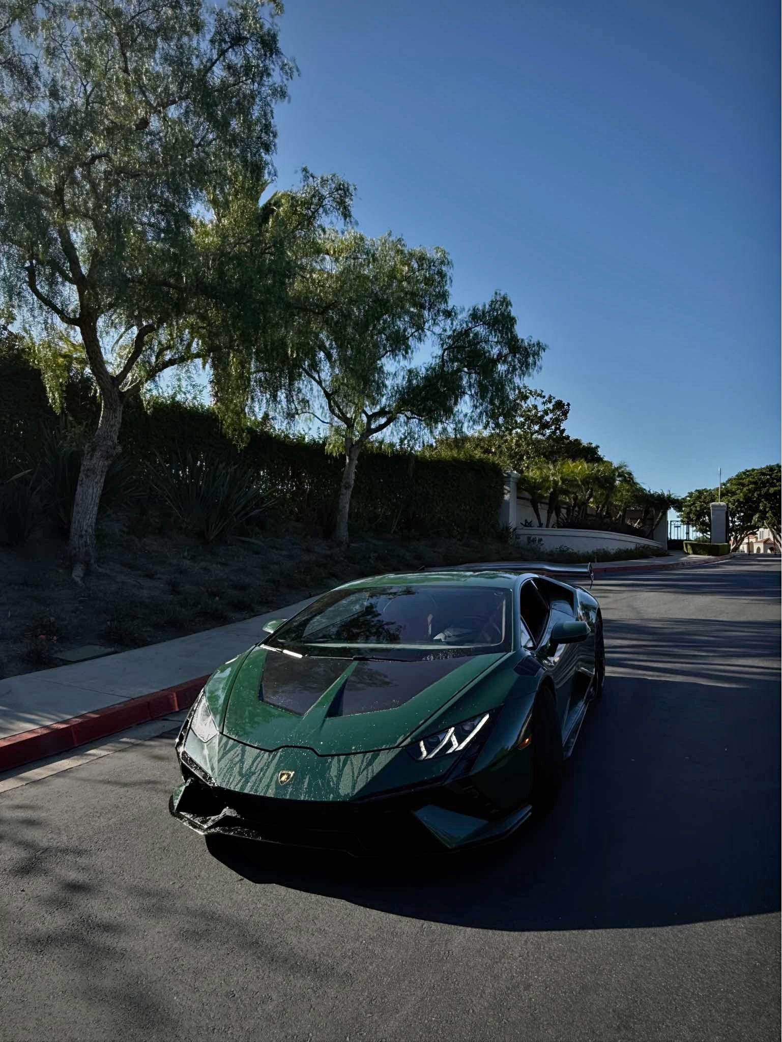 2016 Lamborghini Huracan - LP 610-4 Coupe 2D