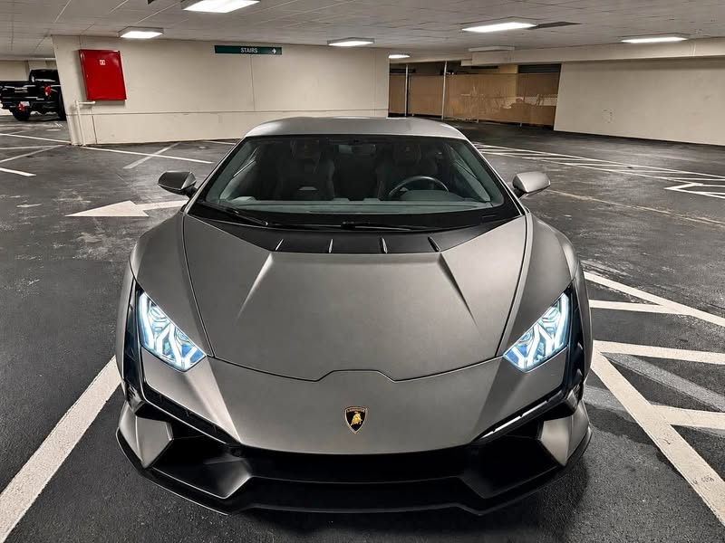 2023 Lamborghini Huracan - Techica coupe