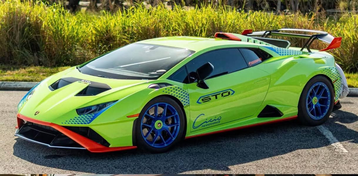 2021 Lamborghini Huracan - STO Coupe 2D