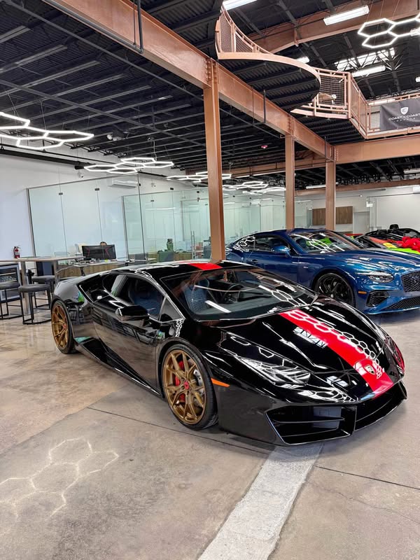 2017 Lamborghini Huracan - LP580-2 Coupe 2D