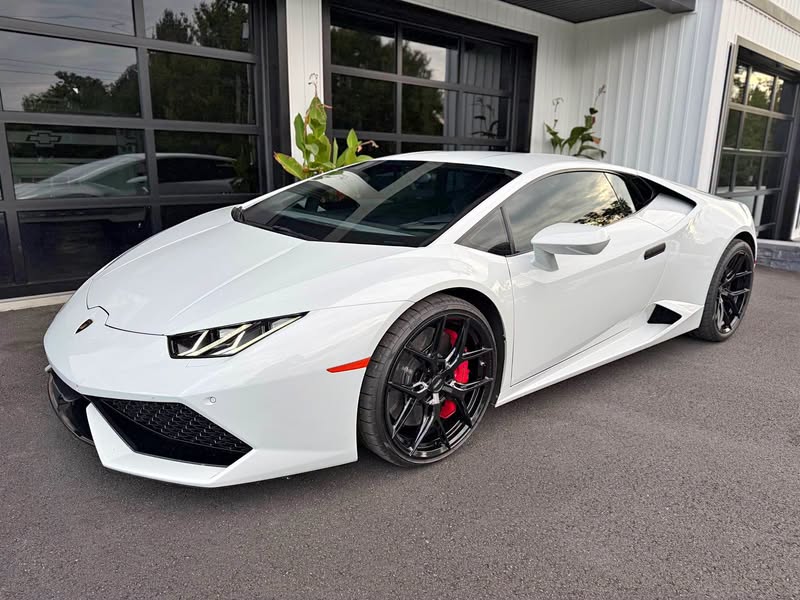 2016 Lamborghini Huracan - LP 610-4 Coupe 2D