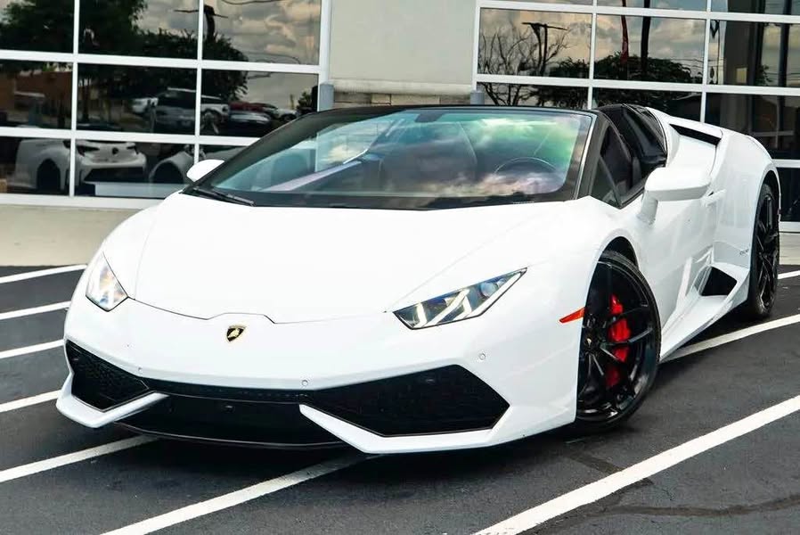 2017 Lamborghini Huracan - LP 610-4 Spyder Convertible 2D