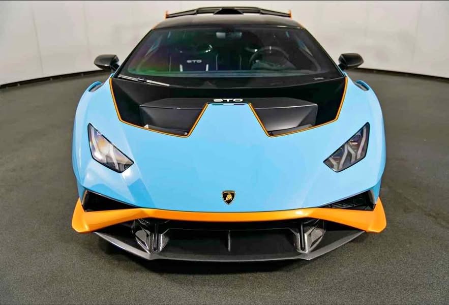 2021 Lamborghini Huracan - STO Coupe 2D