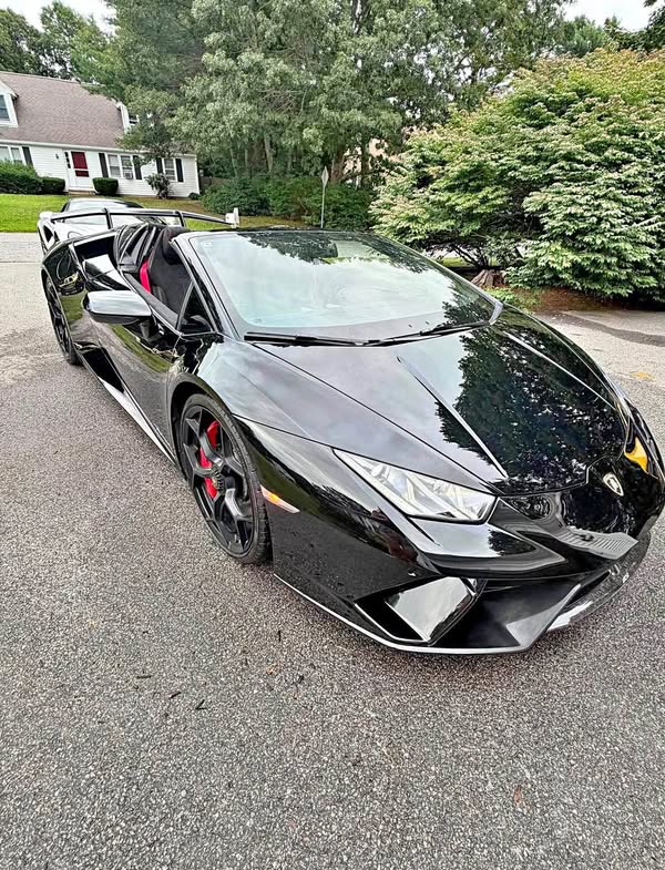 2018 Lamborghini Huracan - Performante Spyder Convertible 2D