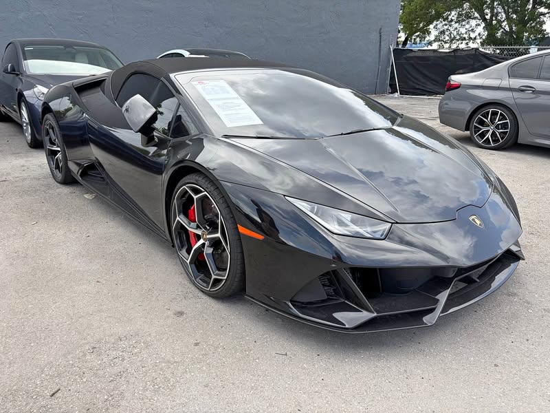 2020 Lamborghini Huracan - EVO Spyder Convertible 2D