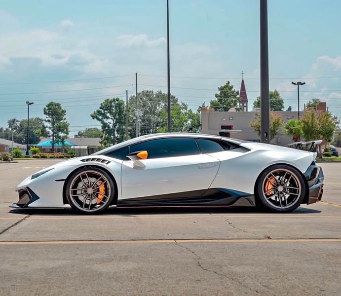 2017 Lamborghini Huracan - LP 580-2 Coupe 2D