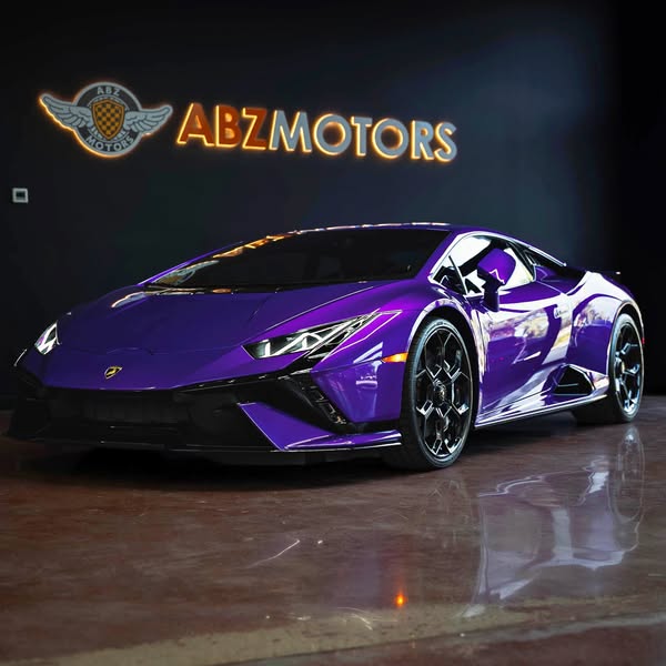 2023 Lamborghini Huracan - RWD Coupe 2D