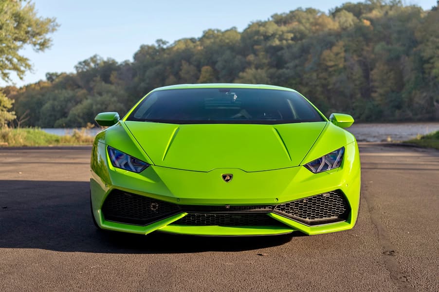 2017 Lamborghini Huracan LP580-2