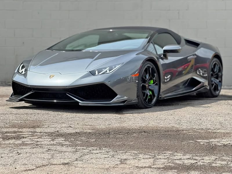 2017 Lamborghini Huracan LP 610-4 Spyder Convertible 2D