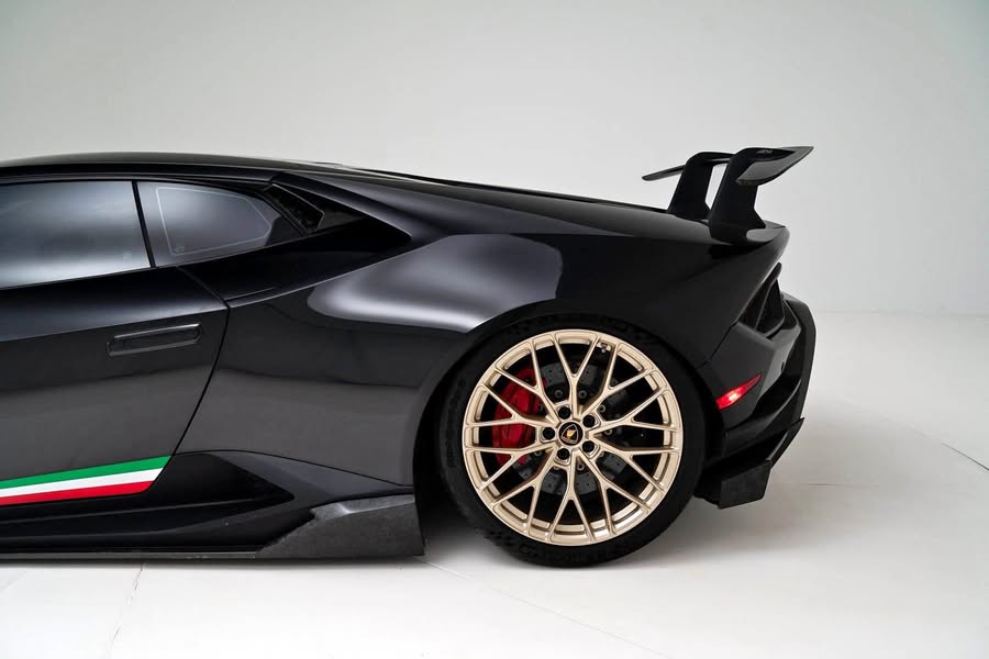 2018 Lamborghini Huracan - Performante Coupe 2D