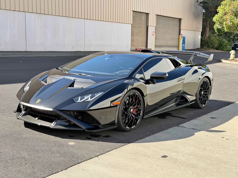 2021 Lamborghini Huracan - STO Coupe 2D