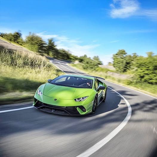 2024 Lamborghini Huracan - AWD Coupe 2D