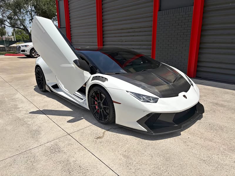 2015 Lamborghini Huracan - LP 610-4 Coupe 2D