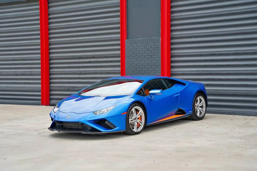 2020 Lamborghini Huracan - EVO Coupe 2D