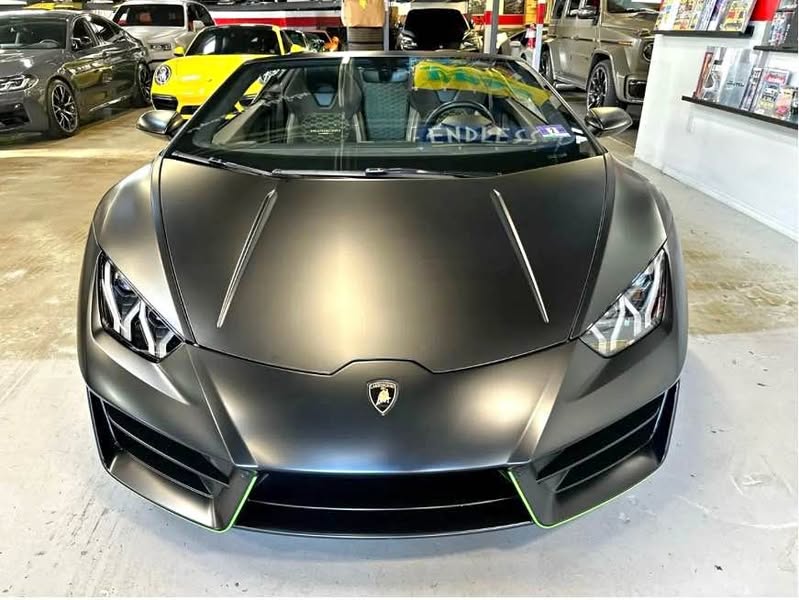 2018 Lamborghini Huracan - RWD Convertible 2D