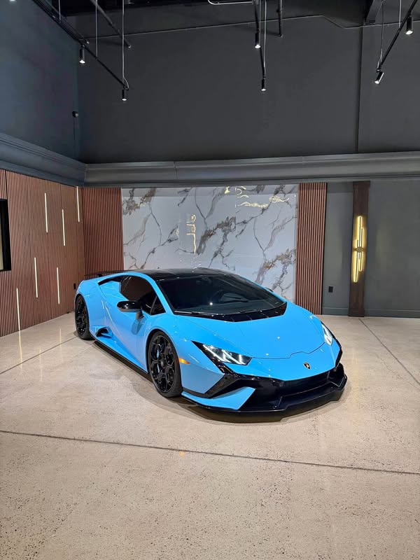 2023 Lamborghini Huracan - Tecnica