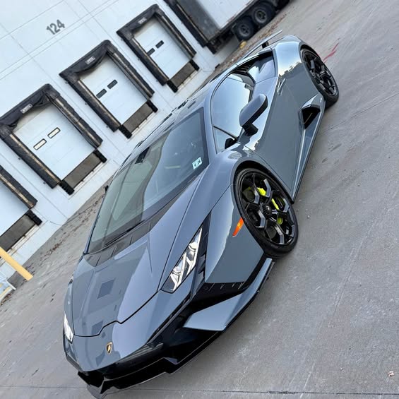 2023 Lamborghini Huracan - Tecnica twin turbo