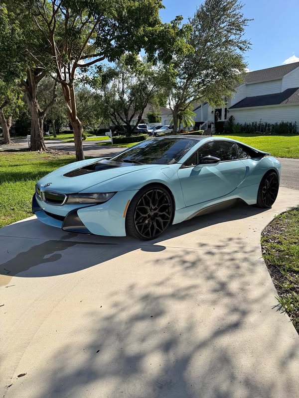 2016 BMW i8 - Coupe 2D