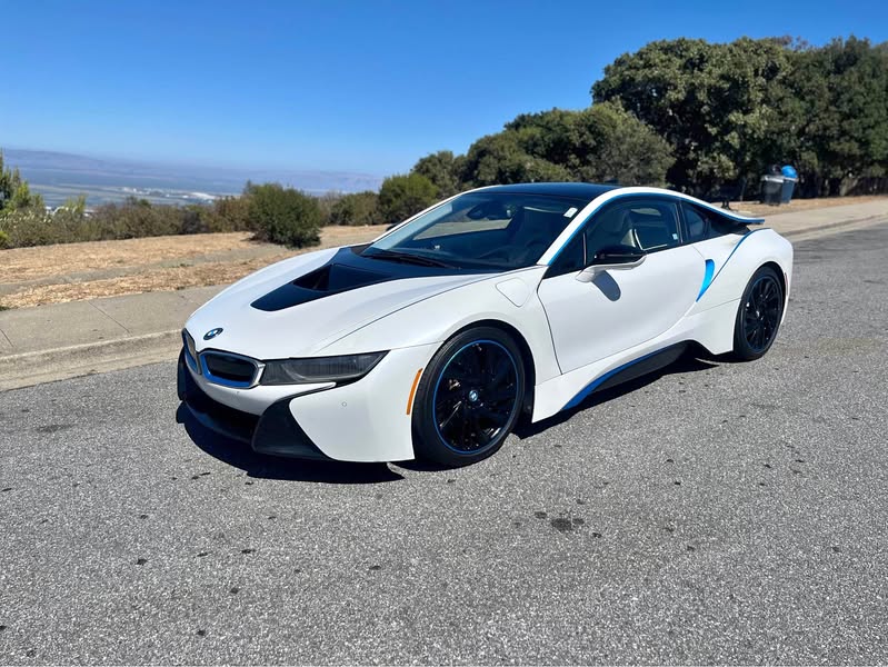 2015 BMW i8 - Coupe 2D