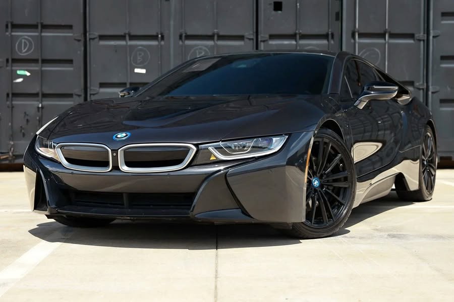 2020 BMW i8