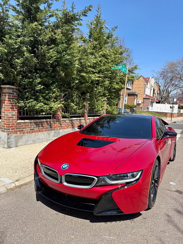 2015 BMW i8 - Coupe 2D