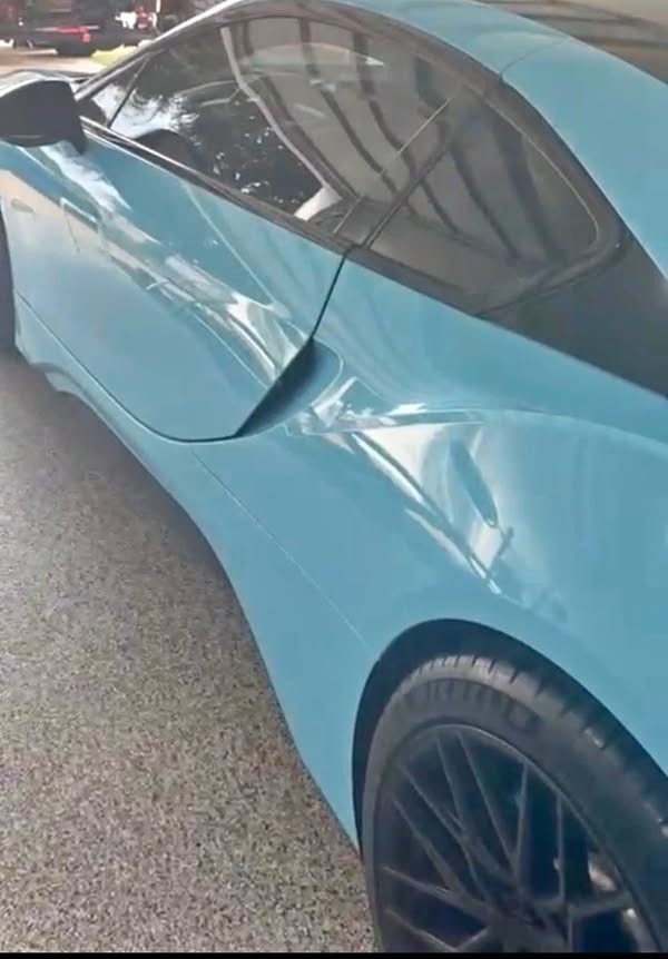 2015 BMW i8 - Ibrido