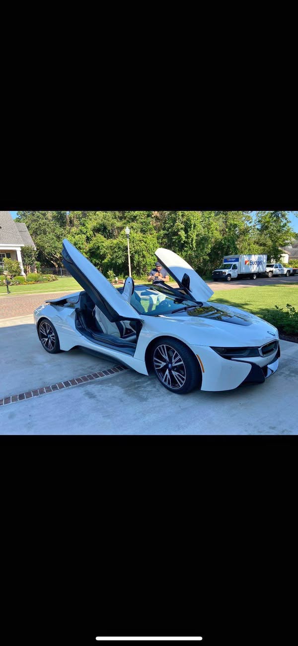 2020 BMW i8 - 2D