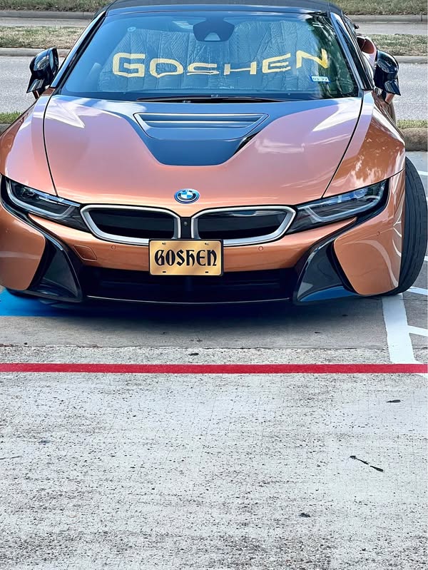 2019 BMW i8 - Roadster 2D