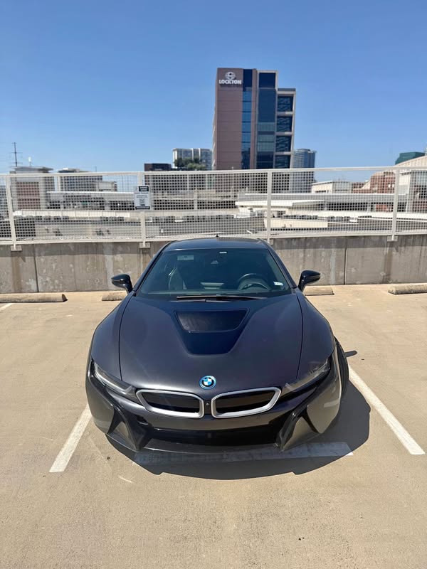 2016 BMW i8