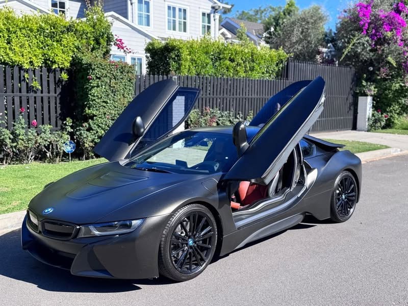 2019 BMW i8