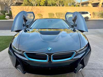 2016 BMW i8 - i8