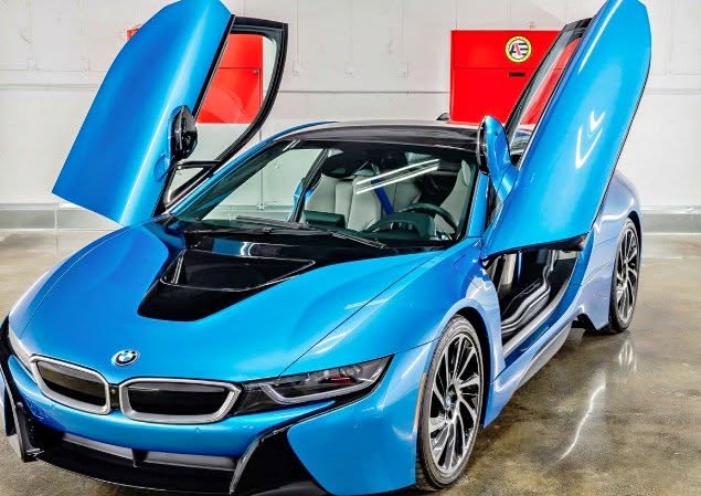 2015 BMW i8