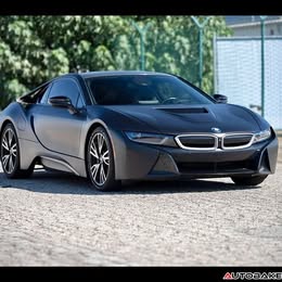2017 BMW i8