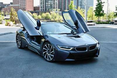2017 BMW i8 - GIGA WORLD