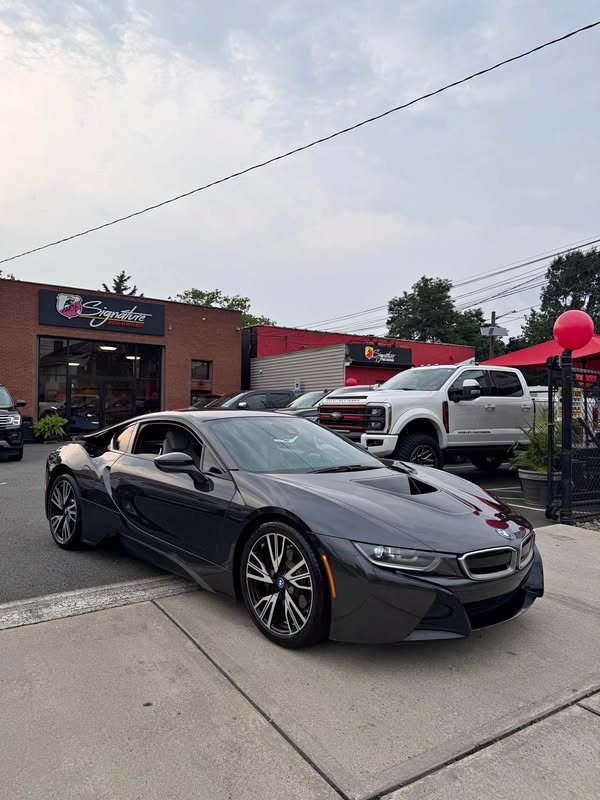 2015 BMW i8 - Coupe 2D