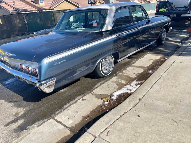 1962 Chevrolet Impala - Sedan 4D