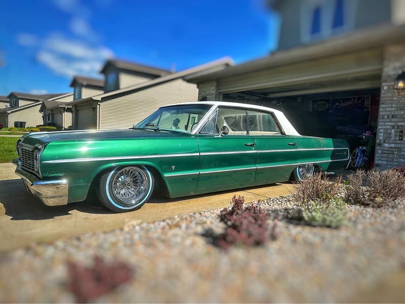 1964 Chevrolet Impala - Sedan 4D