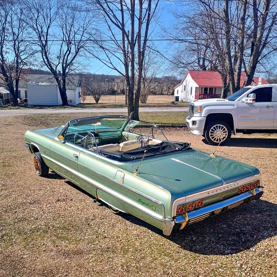 1964 Chevrolet Impala - Lowrider Convertible