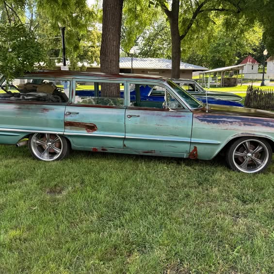 1963 1963 Chevrolet Impala - Premier Sedan 4D