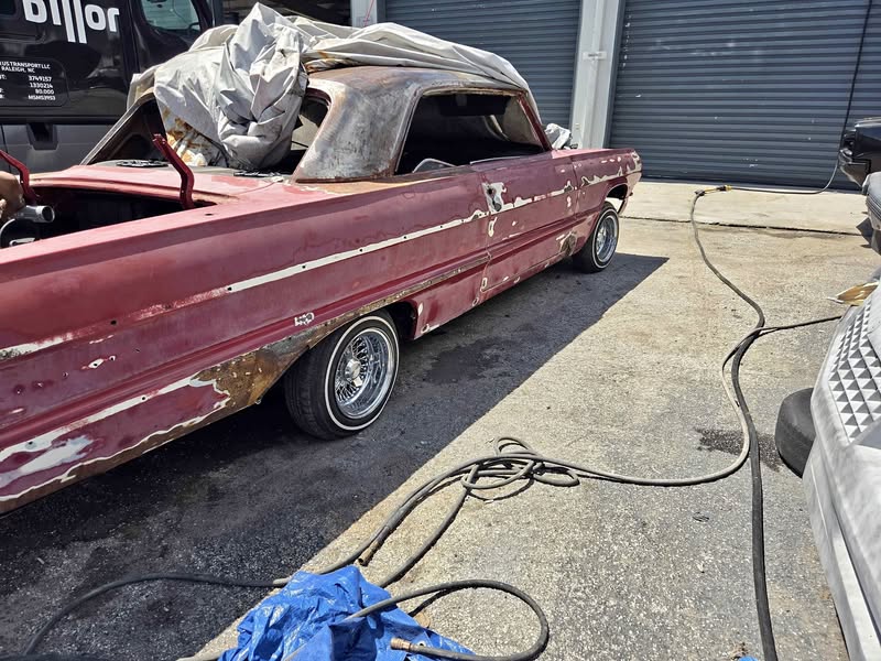 1964 Chevrolet Impala - SS Sedan 4D