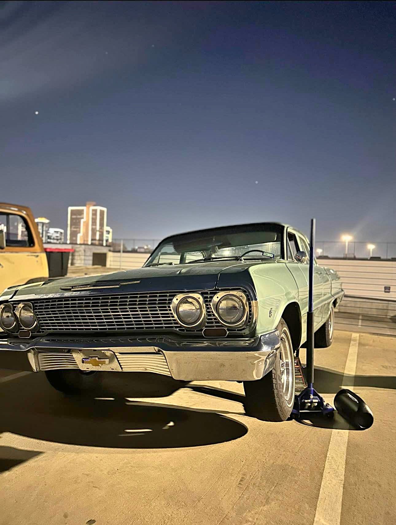 1963 Chevrolet Impala - Sedan 4D