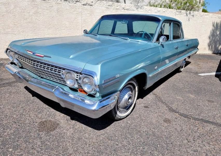 1963 Chevrolet Impala - Sedan 4D