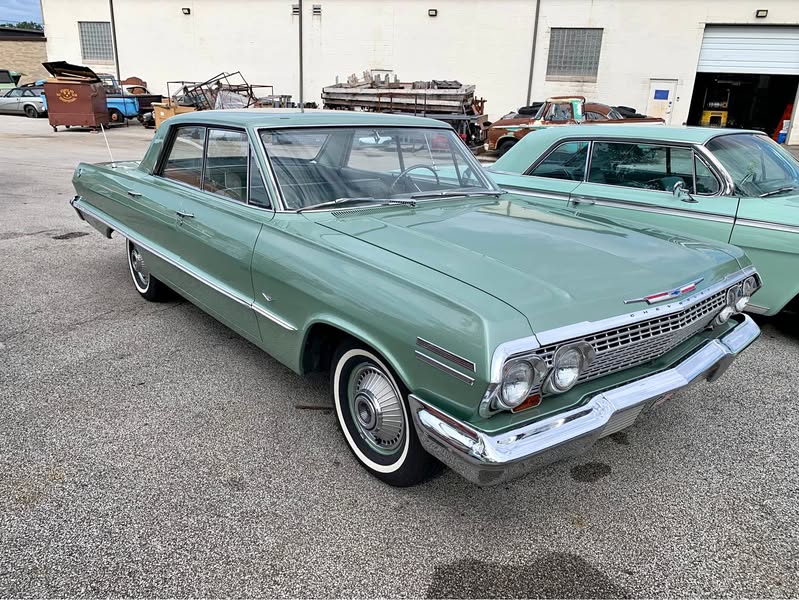 1963 Chevrolet impala 283\/auto 37k - Impala 4 door