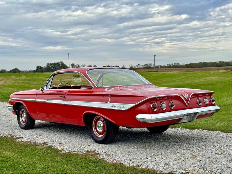 1961 Chevrolet Impala - Bubble Top